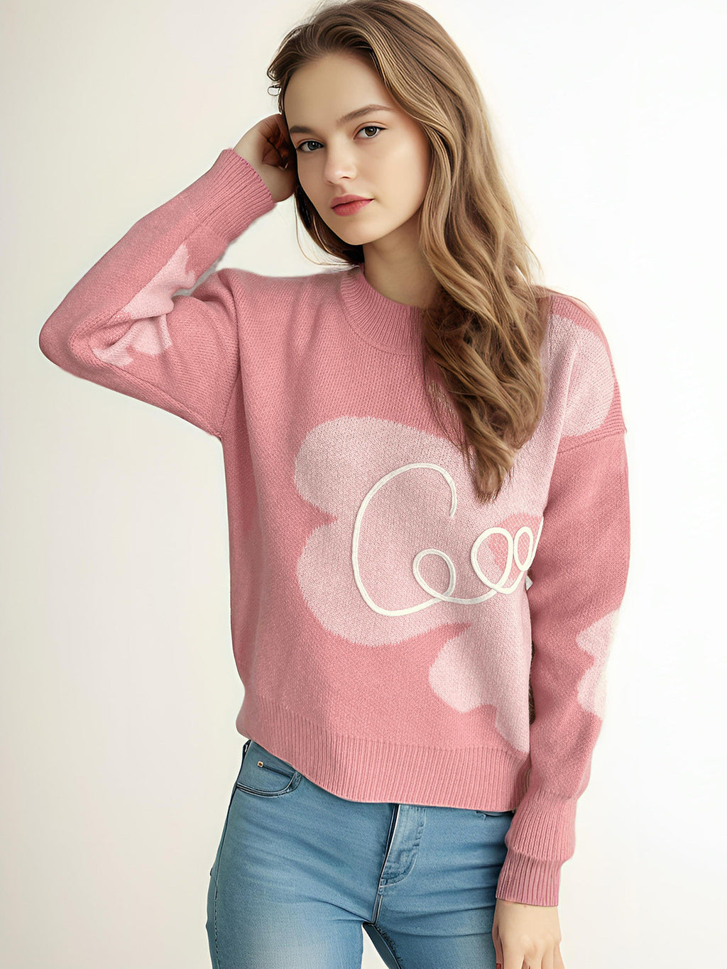 Women's Cozy Pullover with Creative Lettering and Modern Design