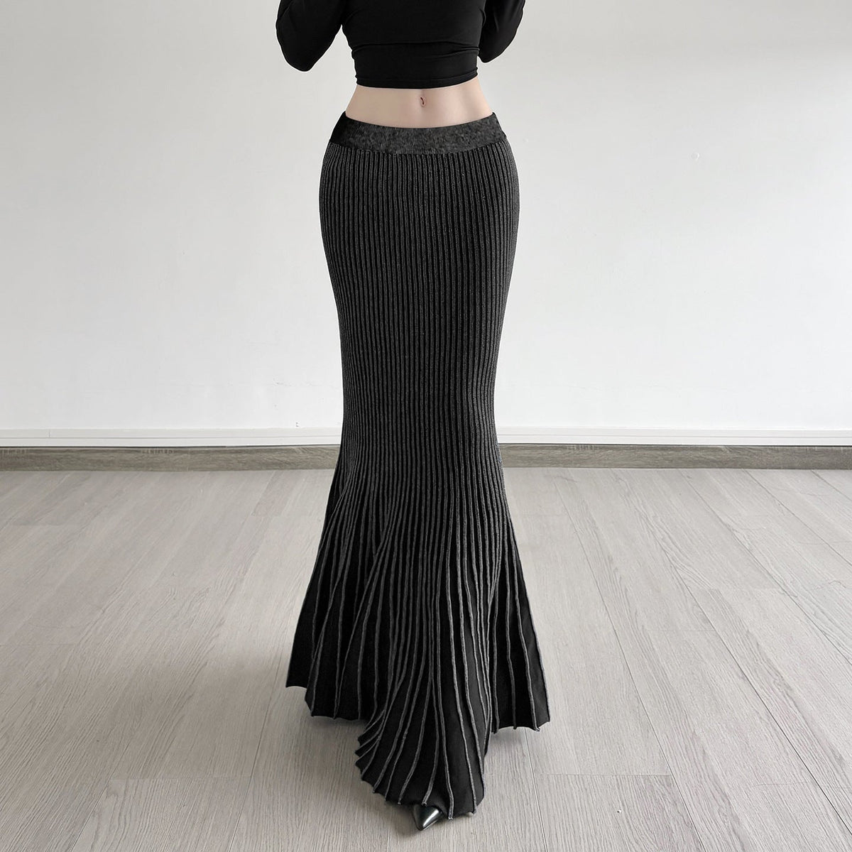 Women's Maxi Skirt with Ribbed Texture and Flared Hem