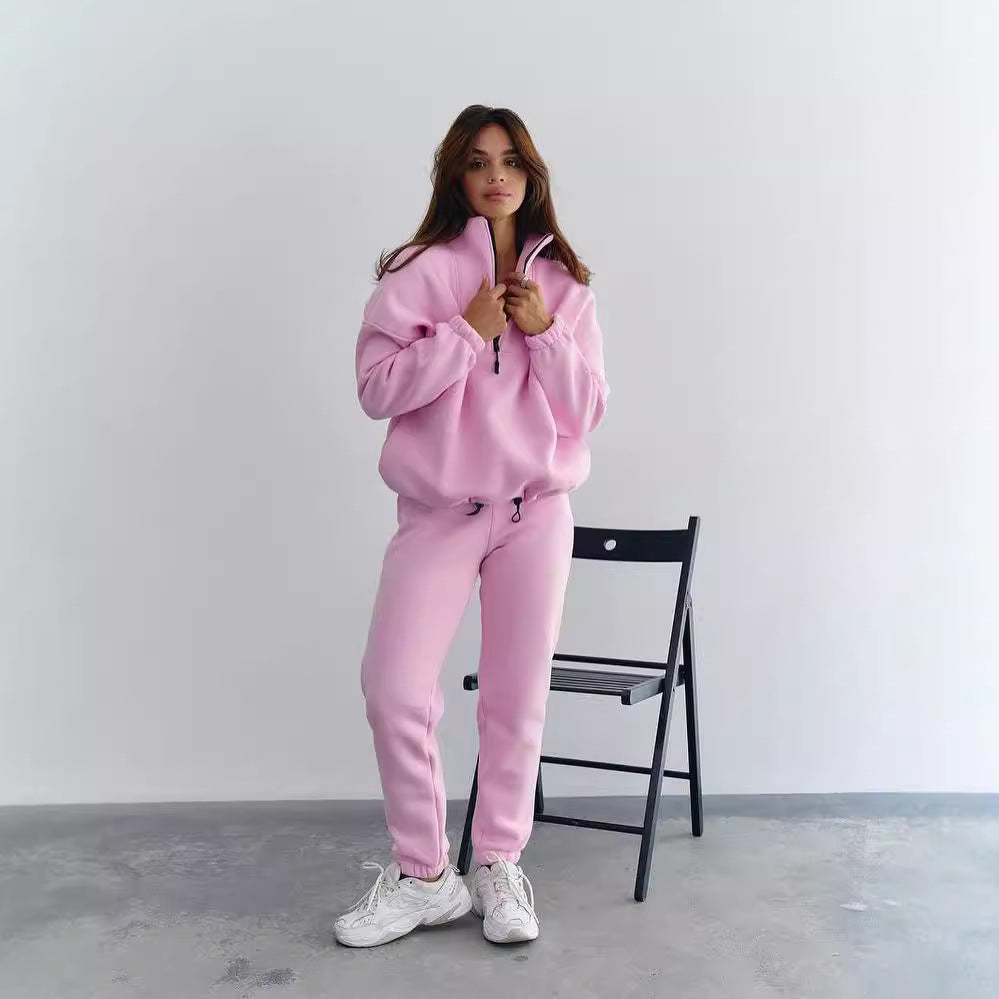 Women's Athleisure Two-Piece Set Made of Thick French Terry with a High Collar, Half Zipper, and Drawstring Pants