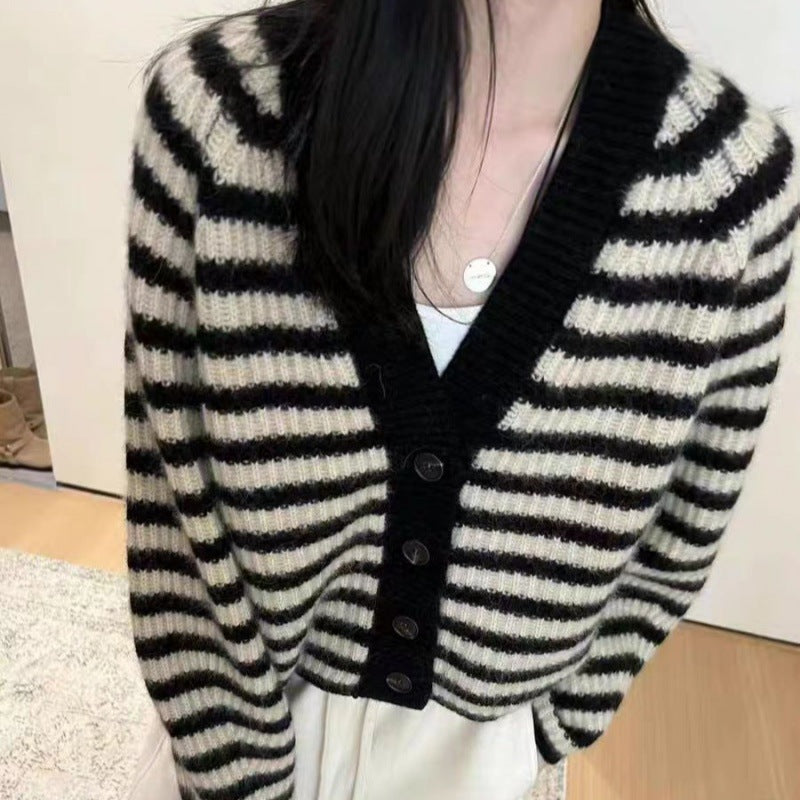 Women's Striped Cardigan with Wide Cut and Button Details