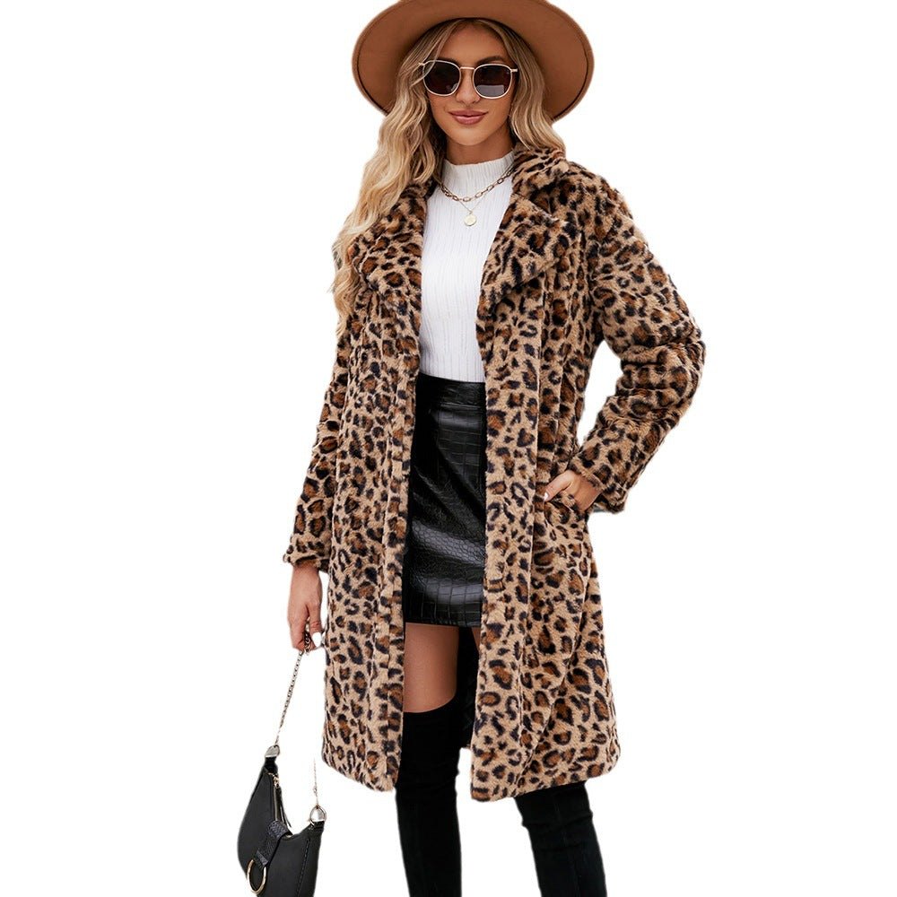 Women's Luxurious Faux Fur Coat with Leopard Design