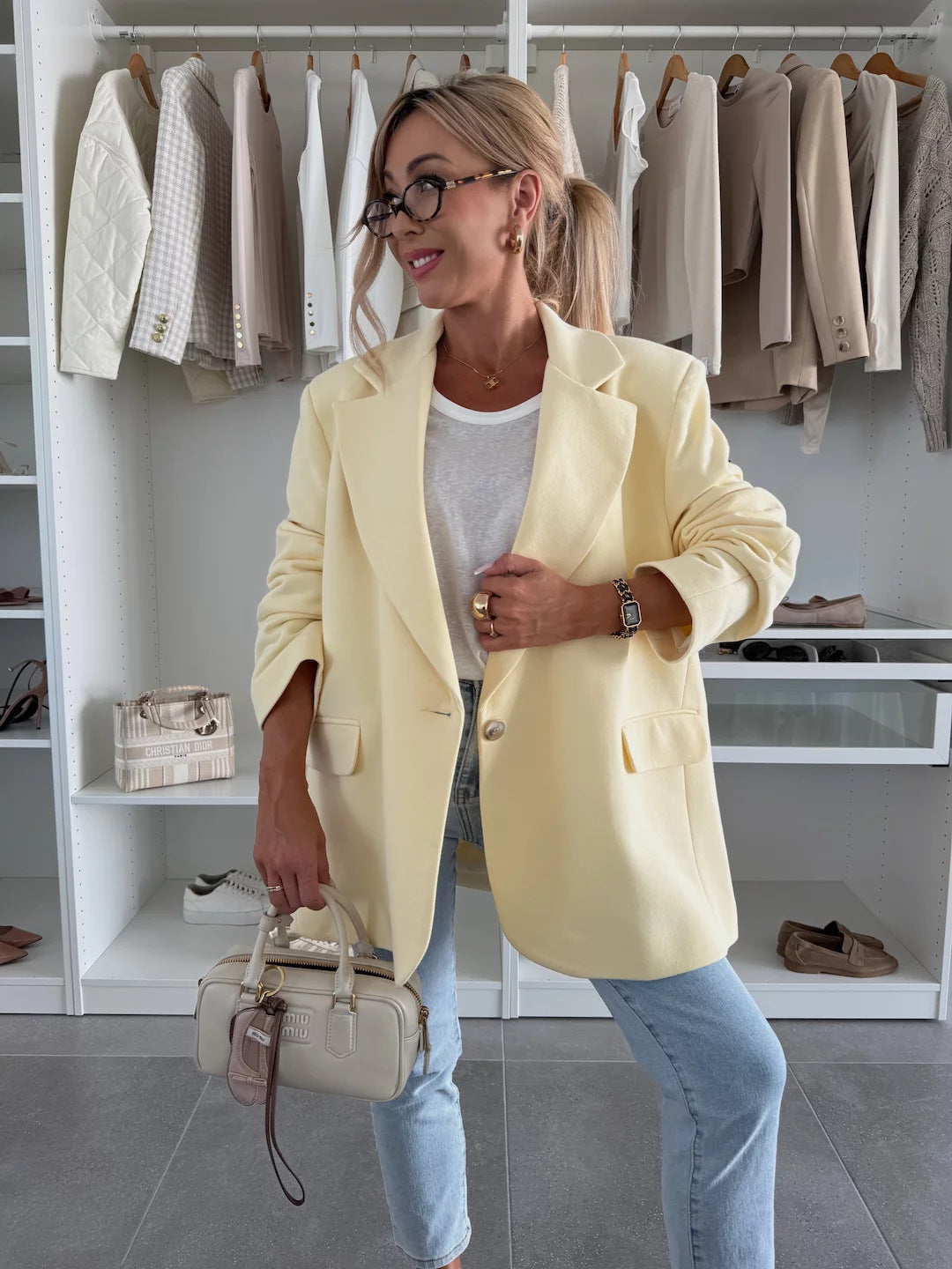 Women's Elegant Oversized Blazer with Deep Lapel and Pockets