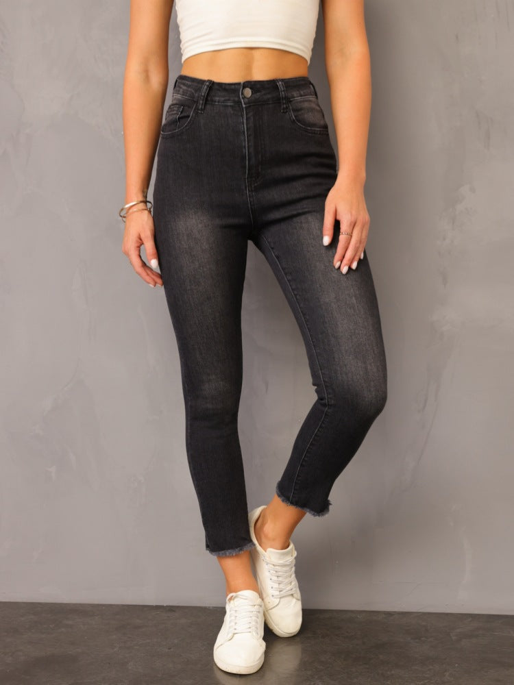 High-Waist Jeans with Frayed Hem