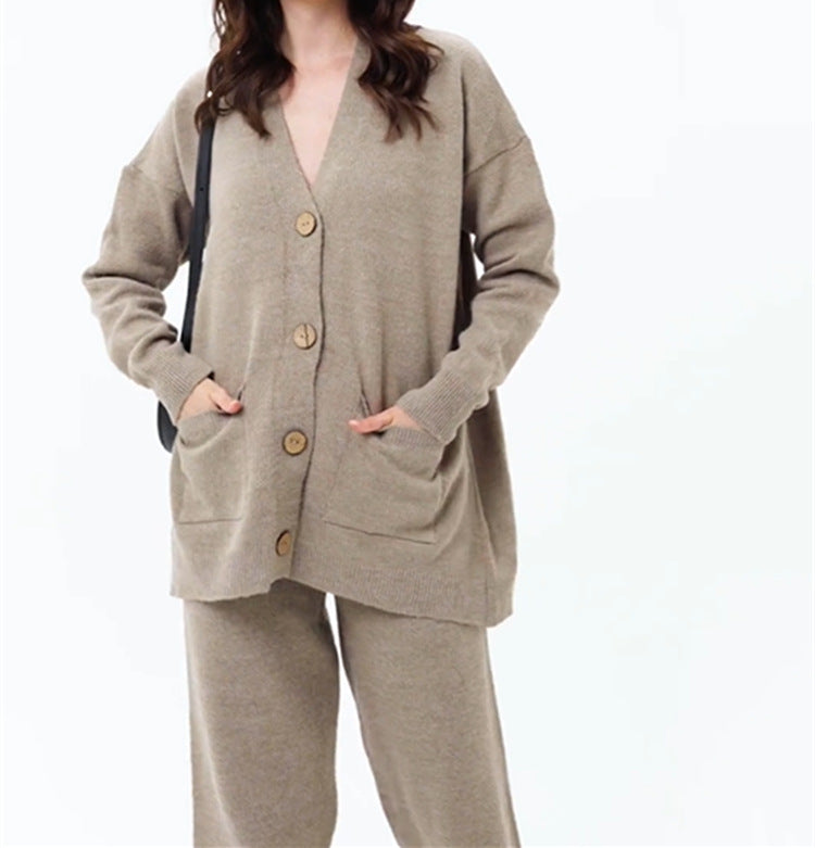 Women's Cozy Knit Cardigan with Pockets and Button Details