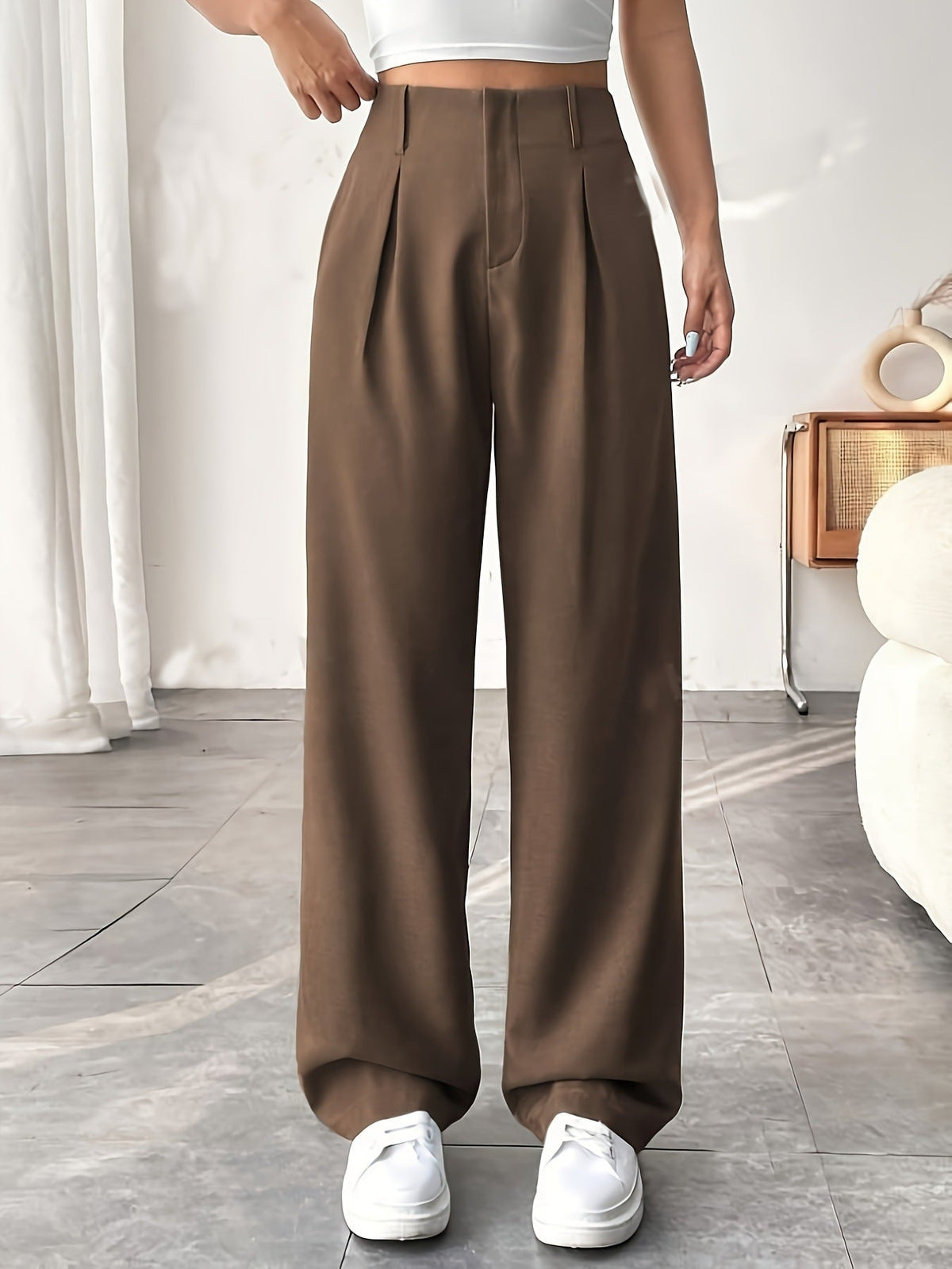 Elegant Wide-Leg Pleated Trousers