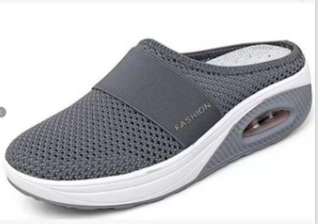 Women's Breathable Clogs with Elastic Insert and Comfortable Sole
