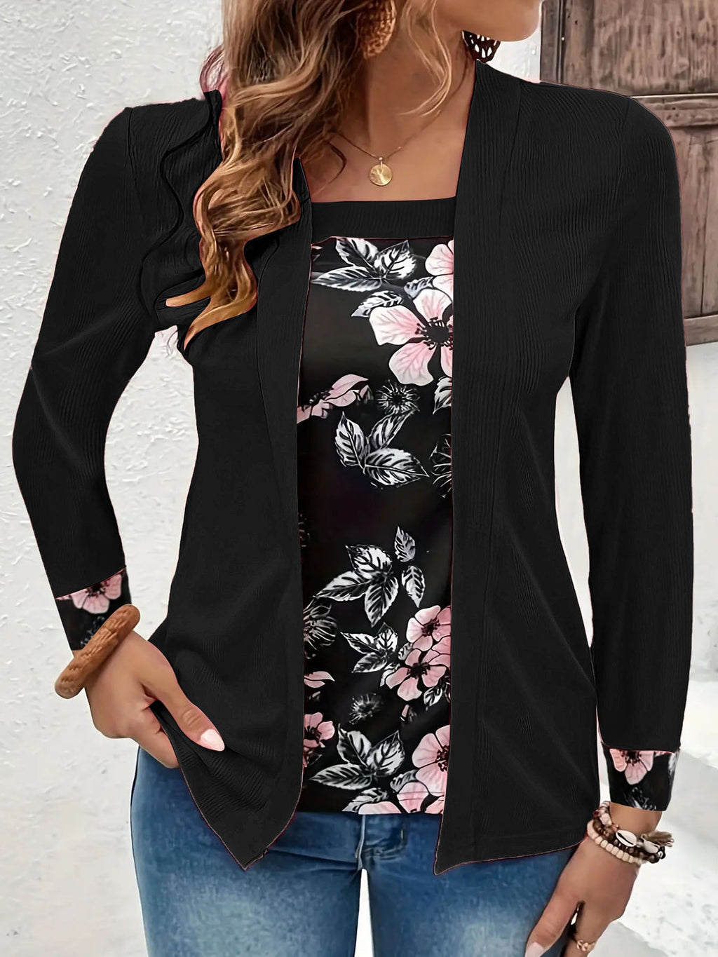 Women's Elegant and Casual Long Jacket with Floral Design