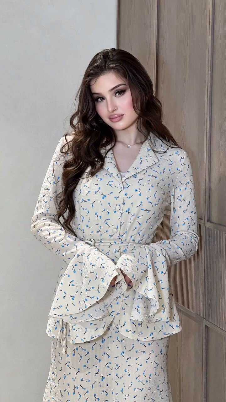 Women's Elegant and Fashionable Blazer Set