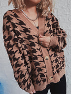 Women's Cozy Knit Cardigan with Modern Houndstooth Pattern and Button Details