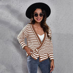 Women's Chunky Knit Sweater with Wave Pattern and Wide Cut