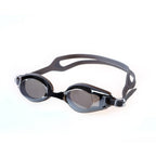 Swimming goggles