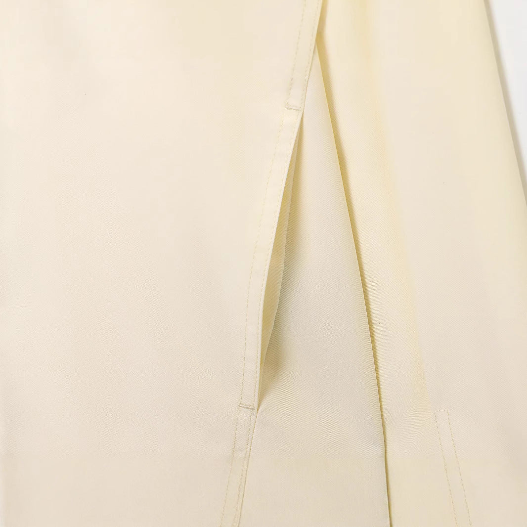 Elegant and Lightweight Blouson Jacket