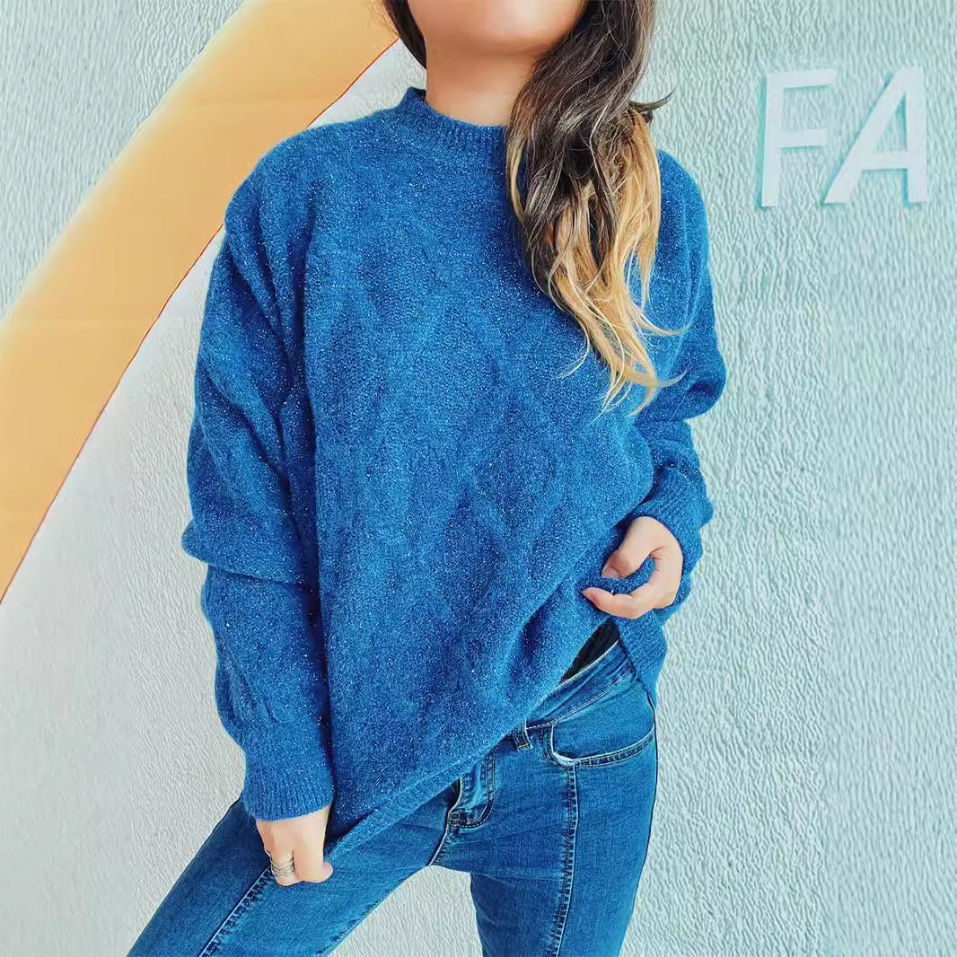 Women's Chunky Knit Sweater with Diamond Pattern and Voluminous Sleeves