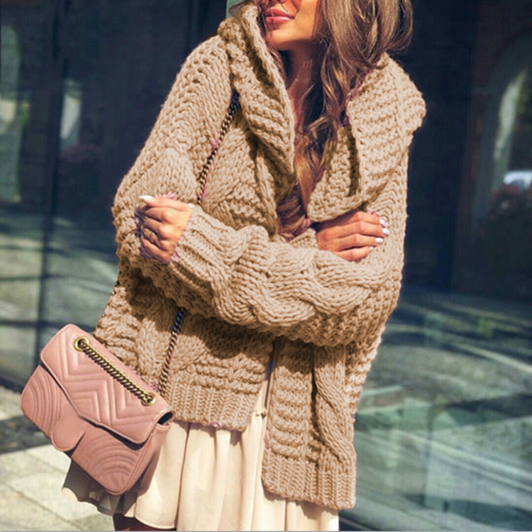 Women's Chunky Knit Cardigan in Relaxed Oversized Style with Shawl Collar and Large Pockets