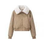 Elegant Quilted Jacket with Soft Faux Fur Collar and Practical Pockets