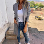 Elegant Cardigan with Soft Material and Relaxed Fit
