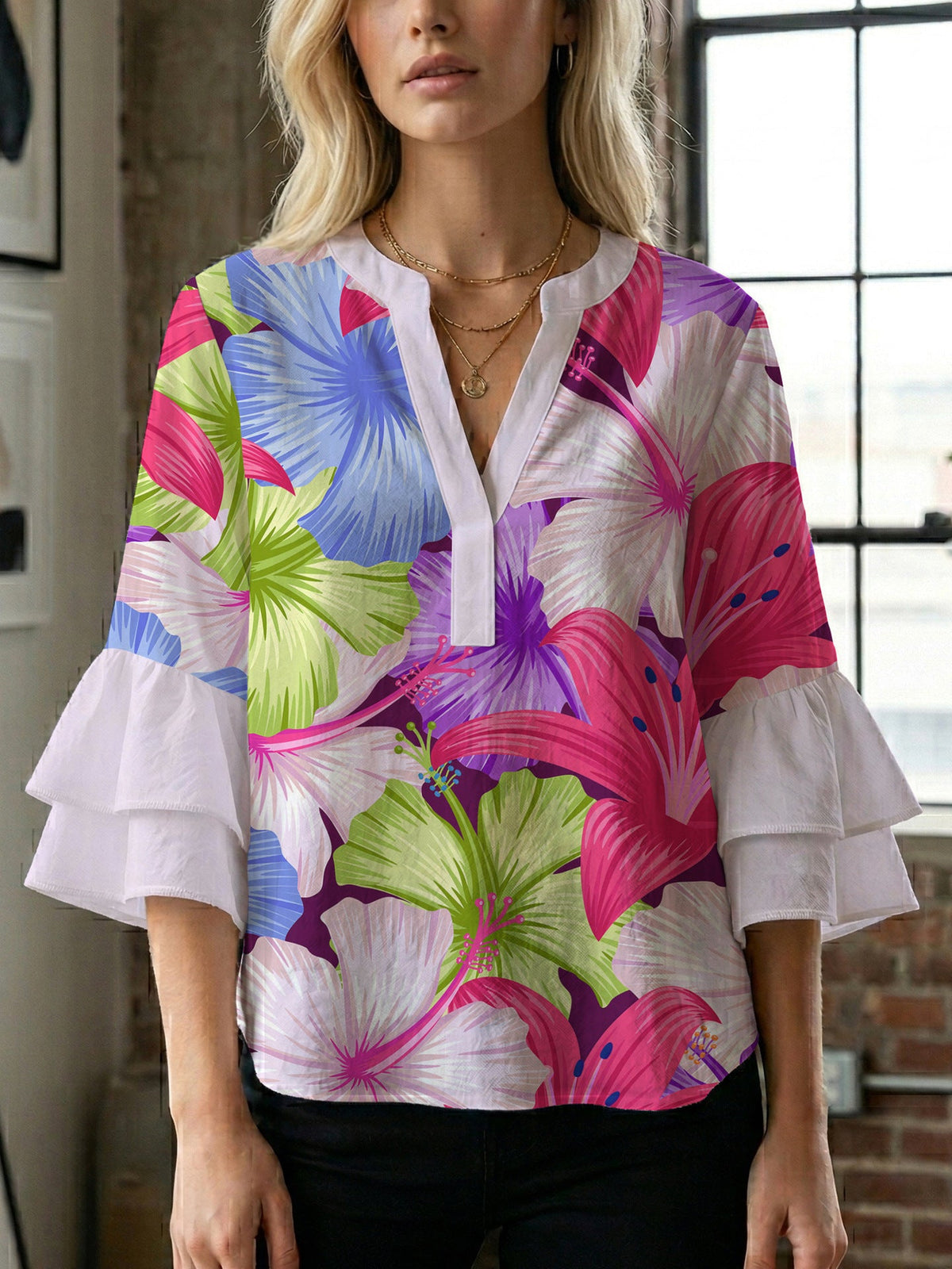 Women's Floral Blouse with Voluminous Sleeves
