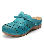 Women's Breathable Clogs with Floral Cutout Design and Anatomical Footbed