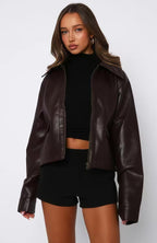 Women's Elegant Minimalist Cropped Jacket