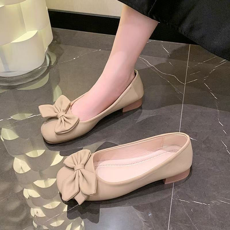 Women's Ballet Flats with Elegant Bow Detail