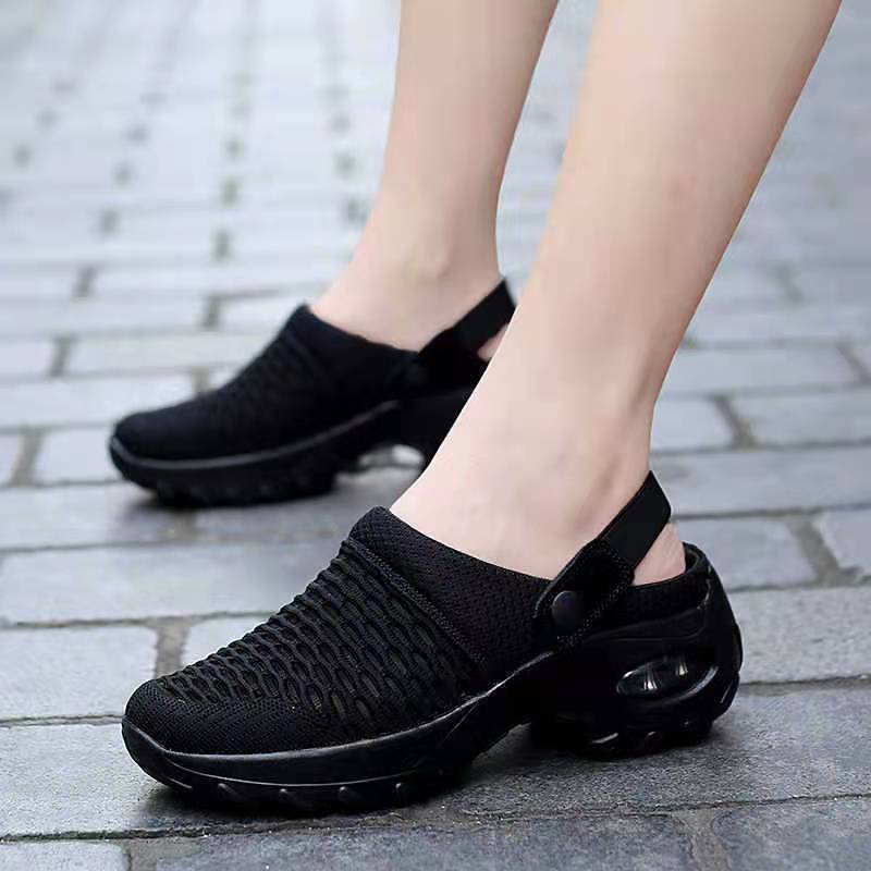 Women's Breathable Clogs with Comfortable Strap