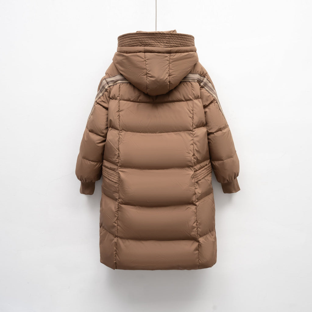Women's Insulated Winter Coat with Functional Pockets and Adjustable Hood