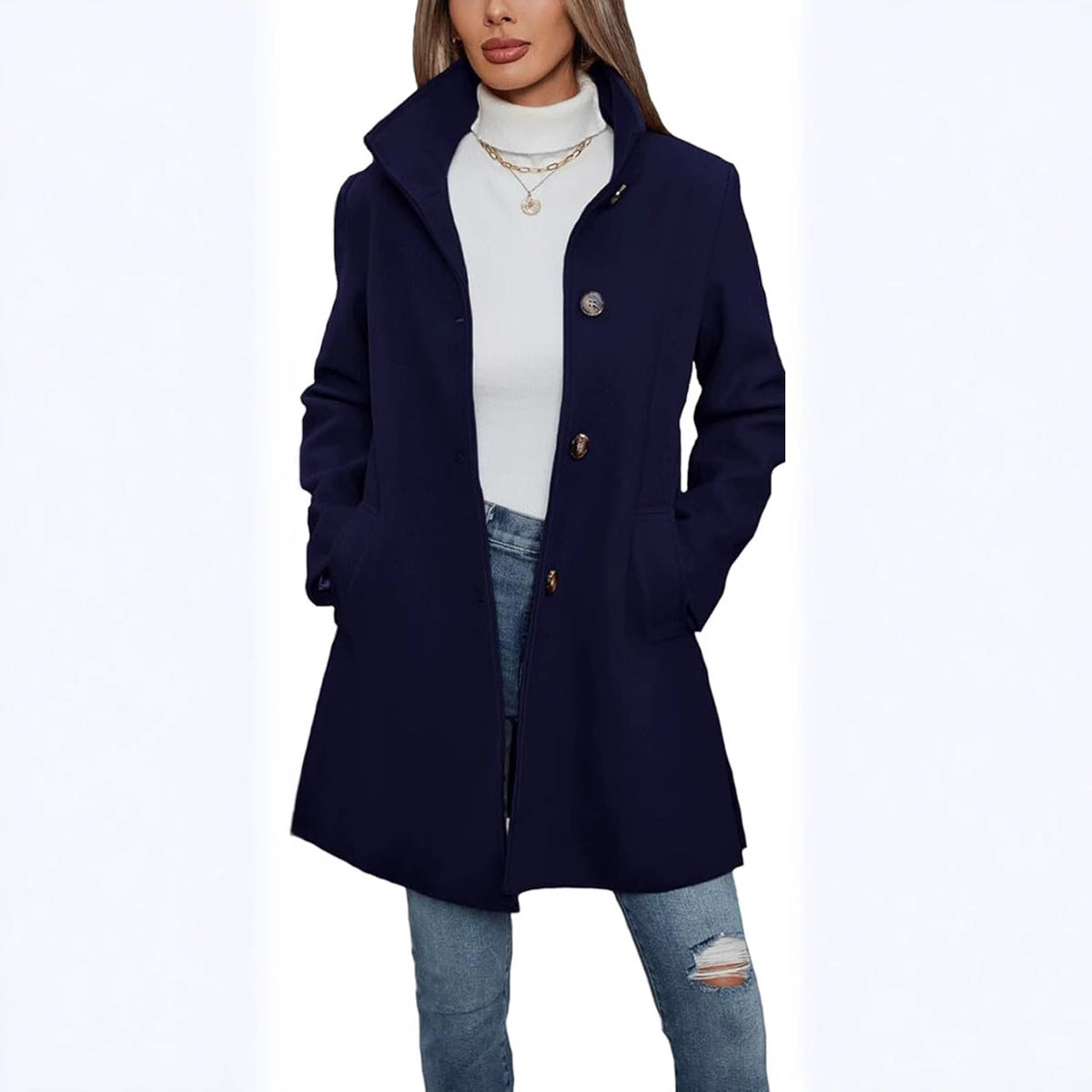 Elegant Wool Coat with High Collar and Practical Pockets