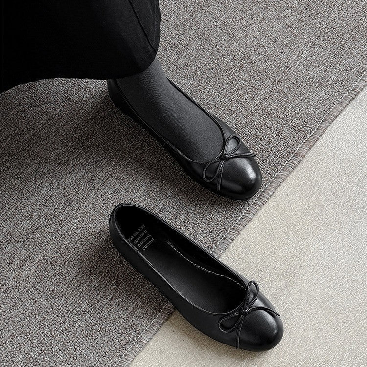 Women's Ballet Flats with Decorative Bow Detail