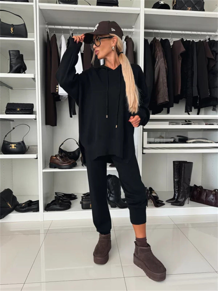 Casual Sport Set with Oversized Hoodie and Joggers