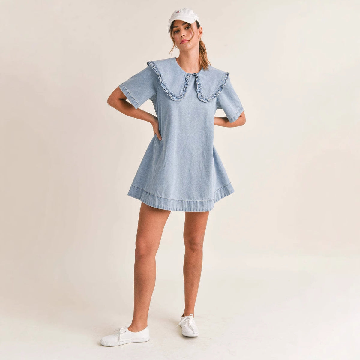 Women's Denim Dress with Ruffled Collar