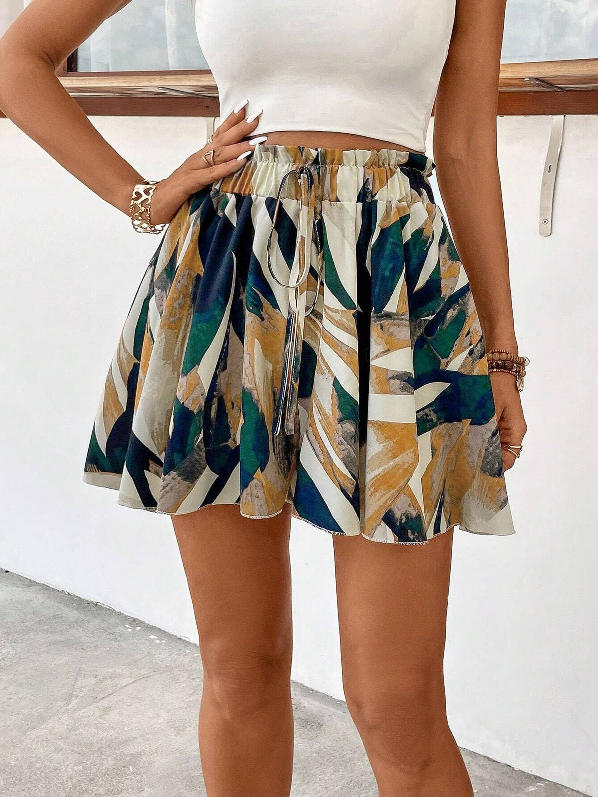 Women's Fashionable Mini Skirt with Elastic Waistband and Unique Art Design