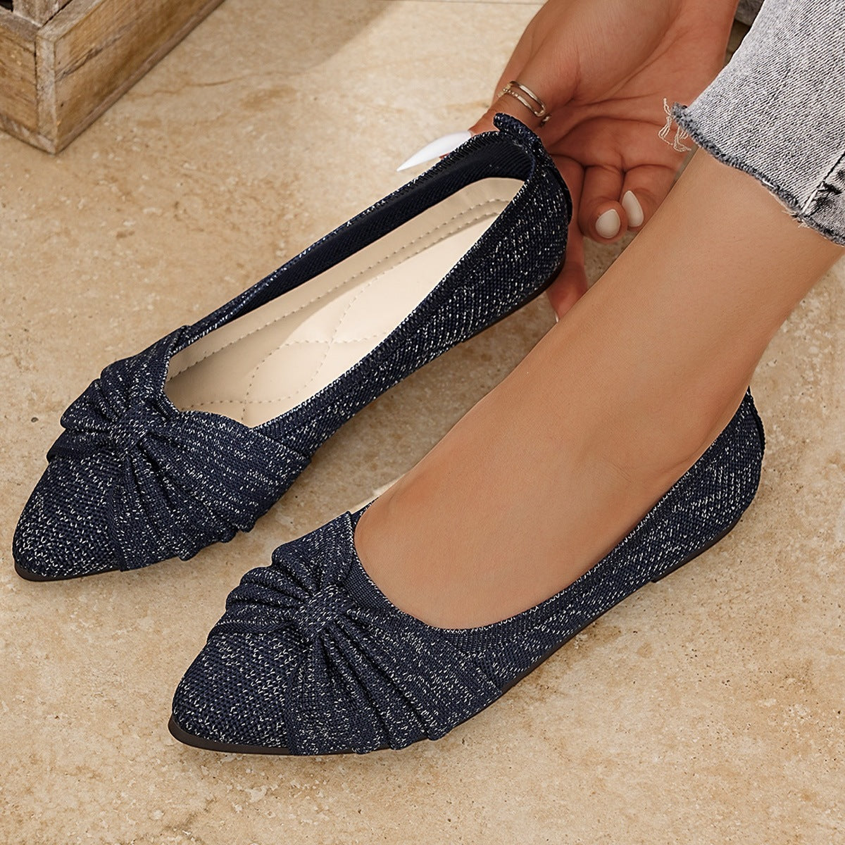Women's Ballet Flats with Decorative Knot and Comfortable Lining
