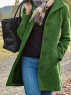 Women's Elegant Wool Coat with Practical Pockets and Classic Lapel