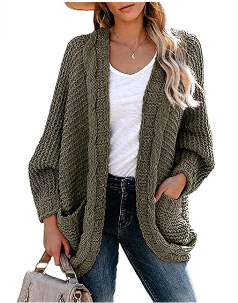 Women's Chunky Knit Jacket with Casual Contours and Large Pockets