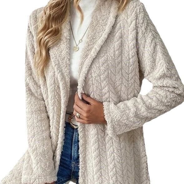 Elegant and Casual Plush Jacket with Textured Design