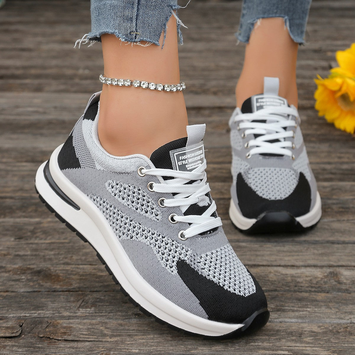 Women's Breathable Running Sneakers with Flexibly Woven Upper