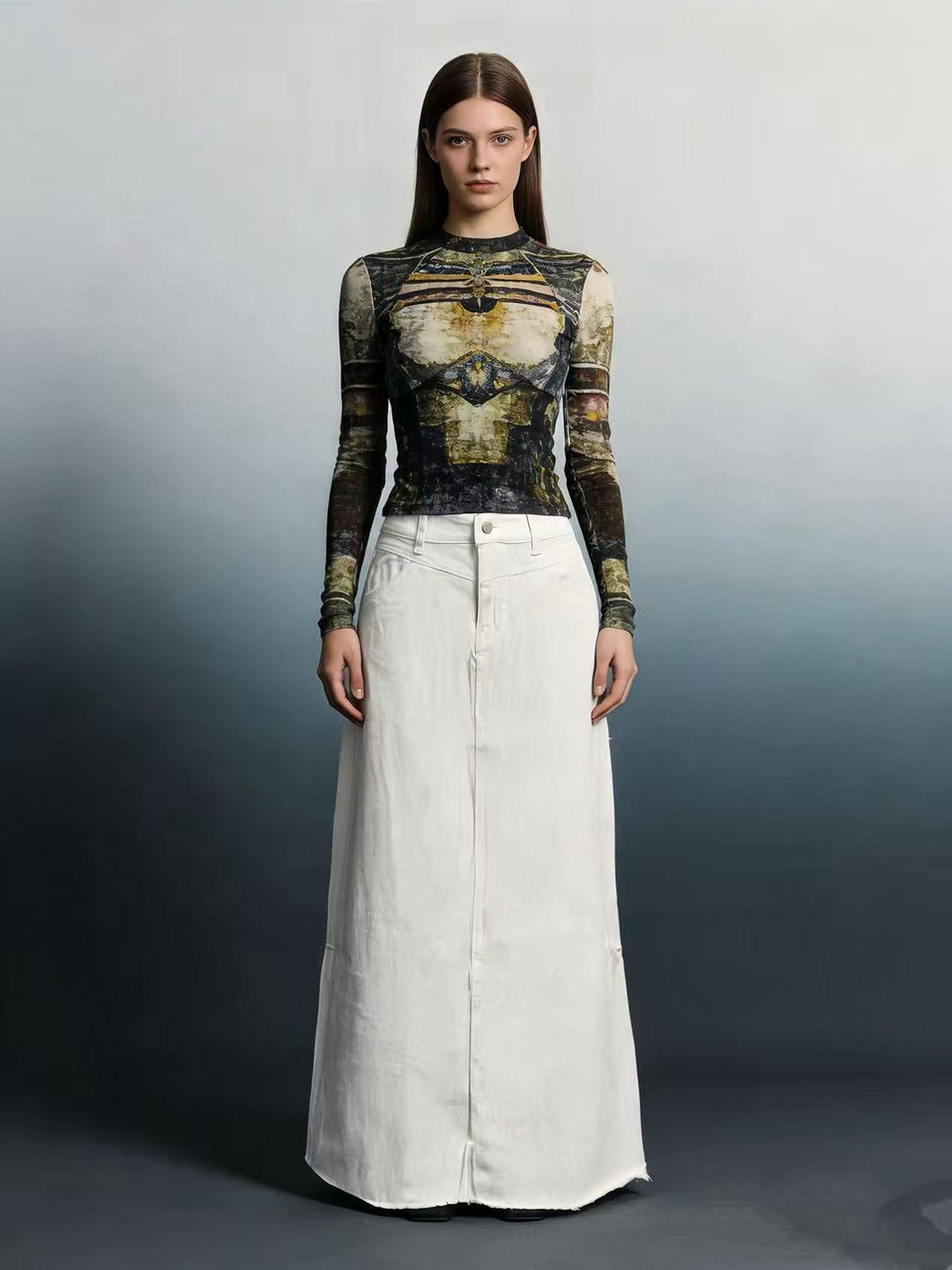 Women's High-Waisted Denim Maxi Skirt with Frayed Hem