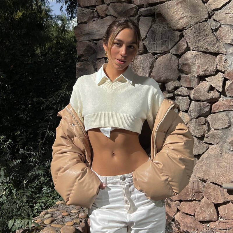 Women's Cropped Pullover with V-Neck and Long Sleeves