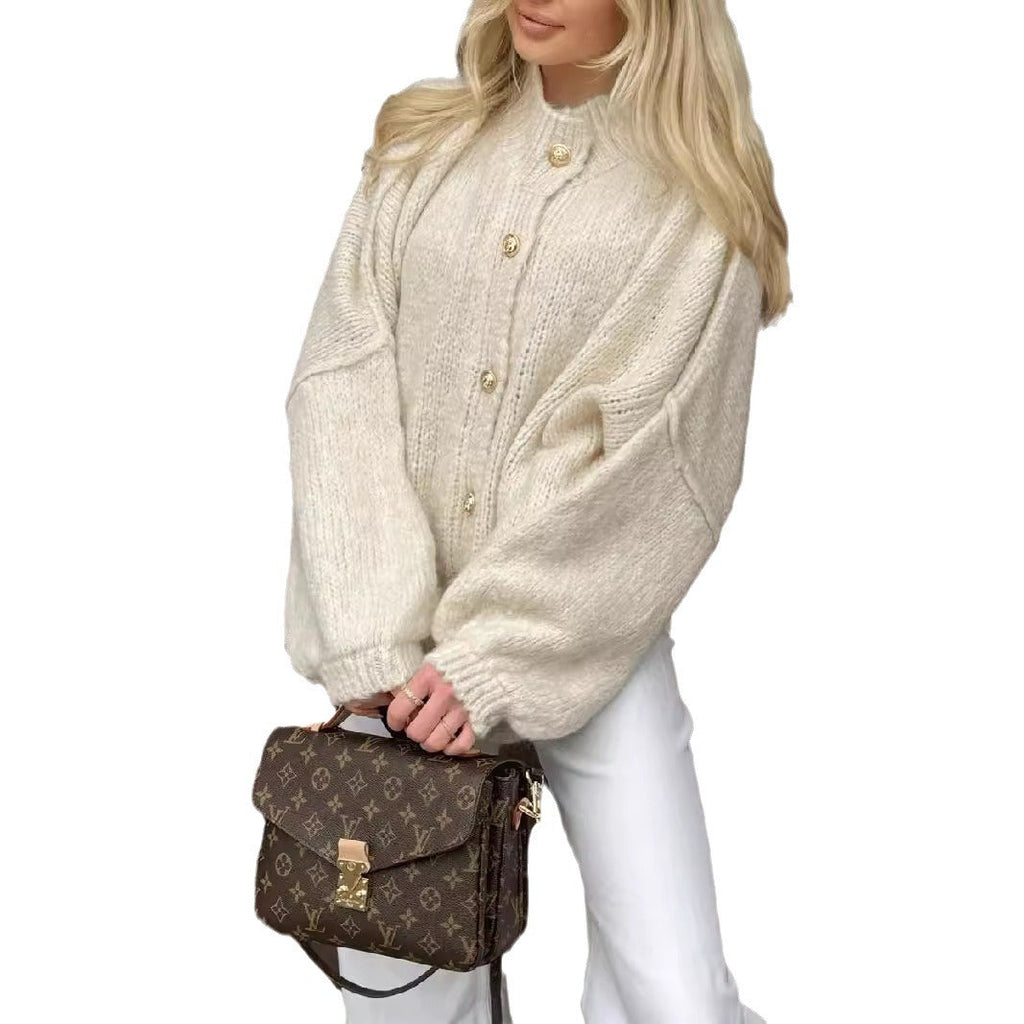 Women's Chunky Knit Sweater with Voluminous Sleeves and Comfortable Fit