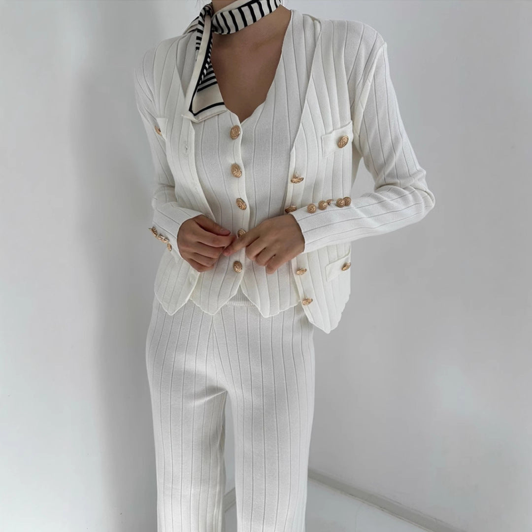 Women's Elegant Knitted Ensemble with Button Details