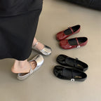 Women's Ballet Flats with Decorative Strap and Elegant Design