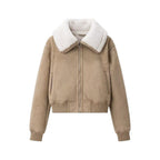 Elegant Quilted Jacket with Soft Faux Fur Collar and Practical Pockets