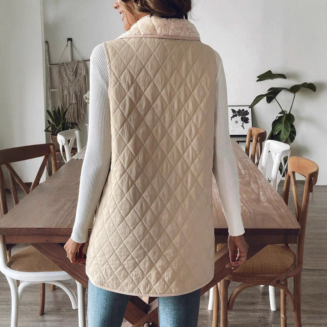 Elegant Quilted Vest with Wide Collar and Pockets