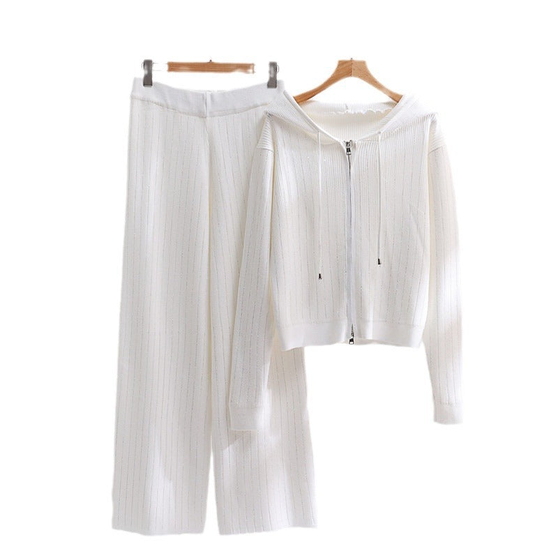 Women's Fashionable Loungewear Set with High Collar and Zipper