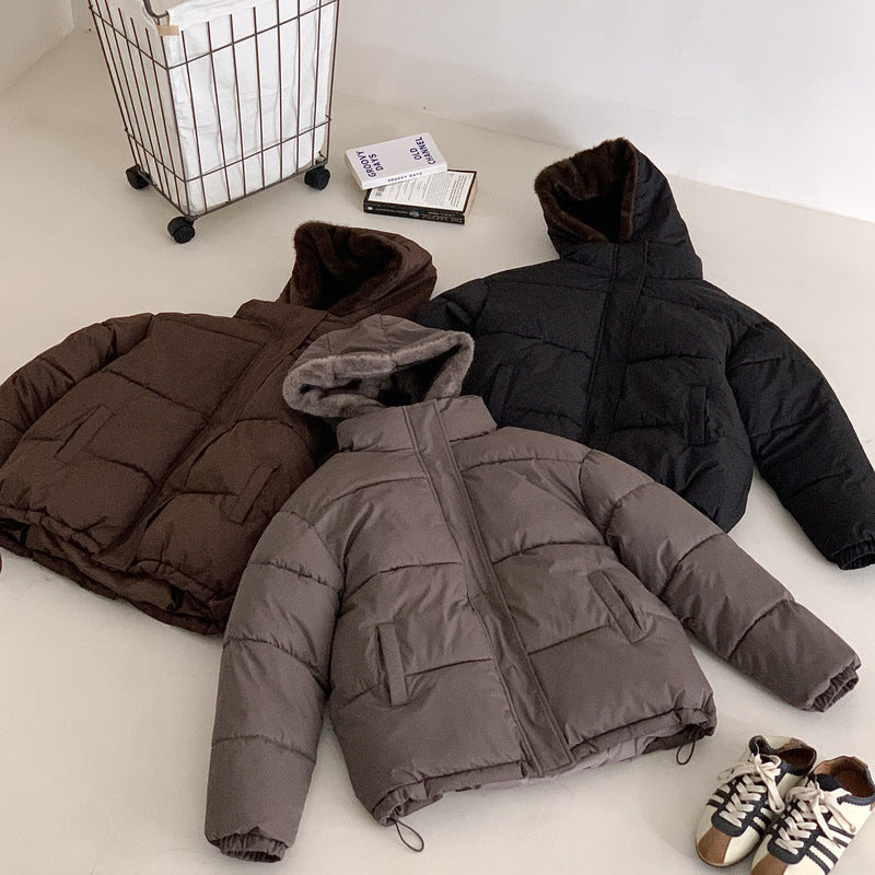 Fashionable Puffer Jacket with Detachable Faux Fur Collar and Pockets