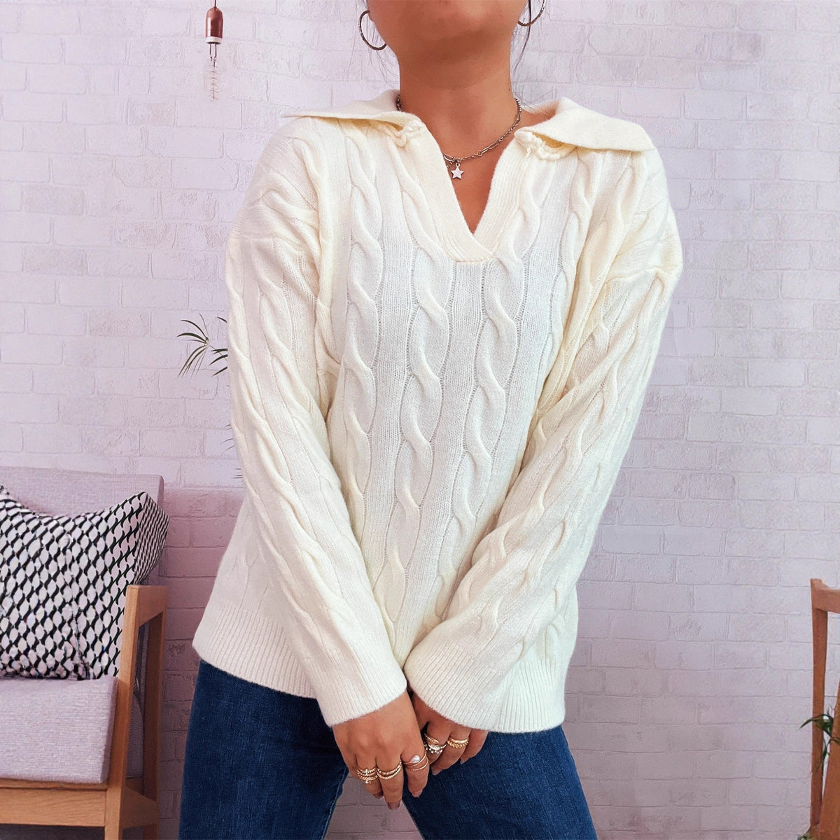 Women's Chunky Knit Sweater with Colorful Cable Design and Classic Collar