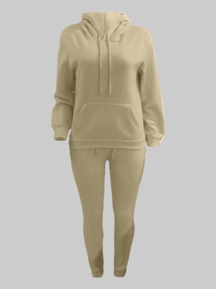 Men's casual jogging suit set with hoodie kangaroo pocket and tapered jogging pants