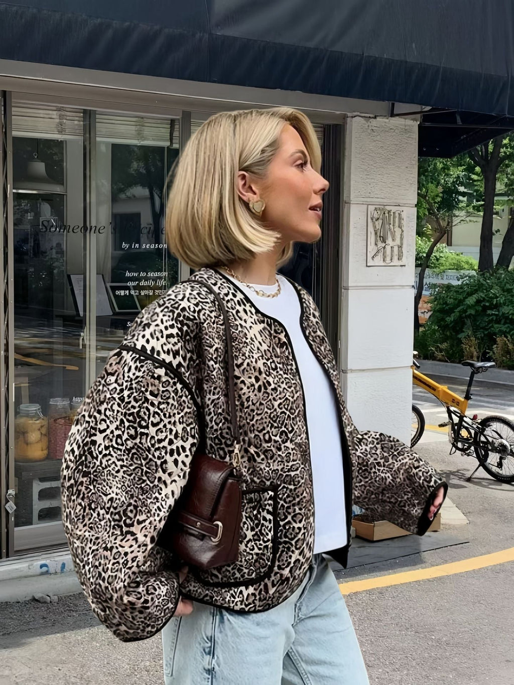 Women's Attractive Jacket in Trendy Leopard Print