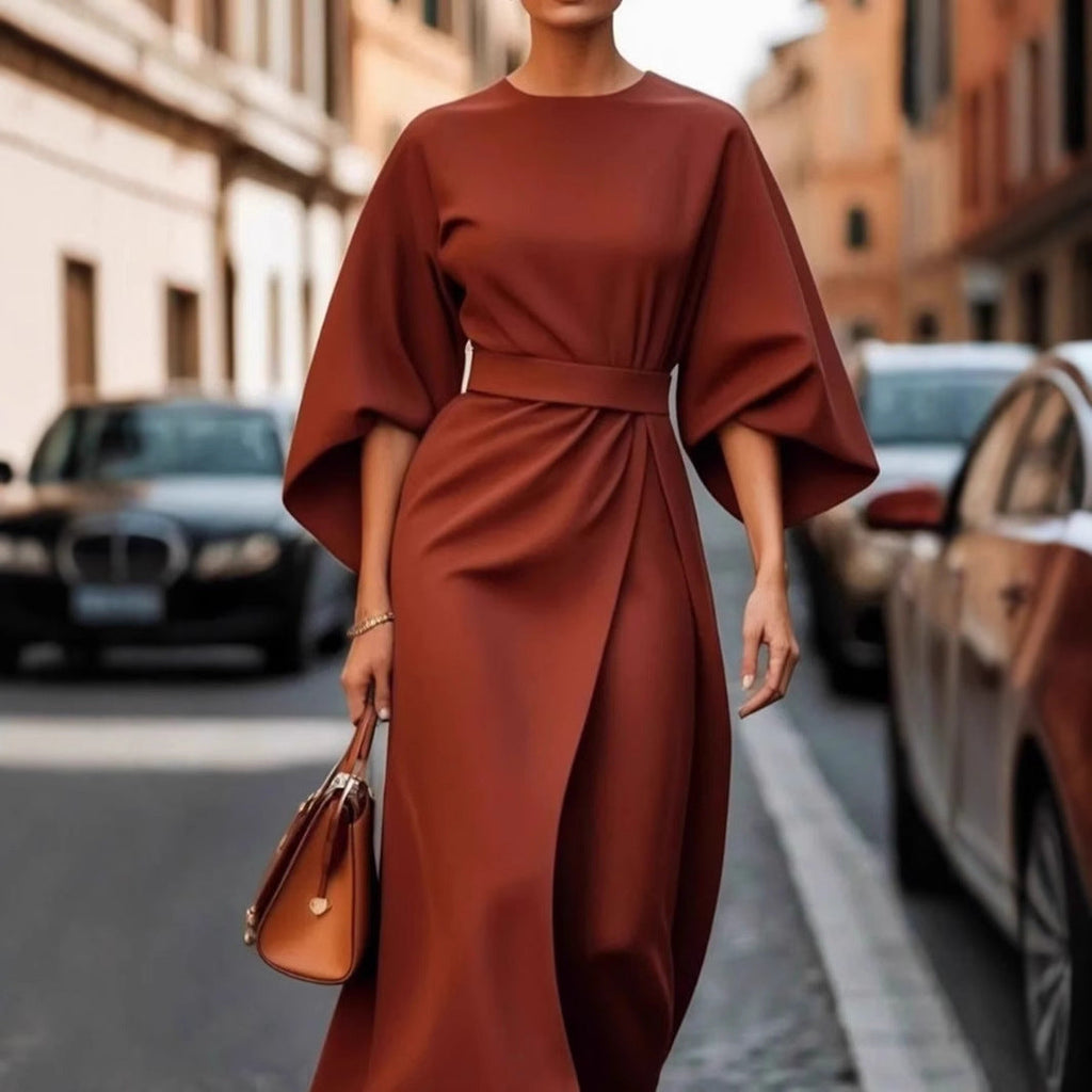 Women's Elegantly Cut Maxi Dress with Puff Sleeves and Fitted Belt