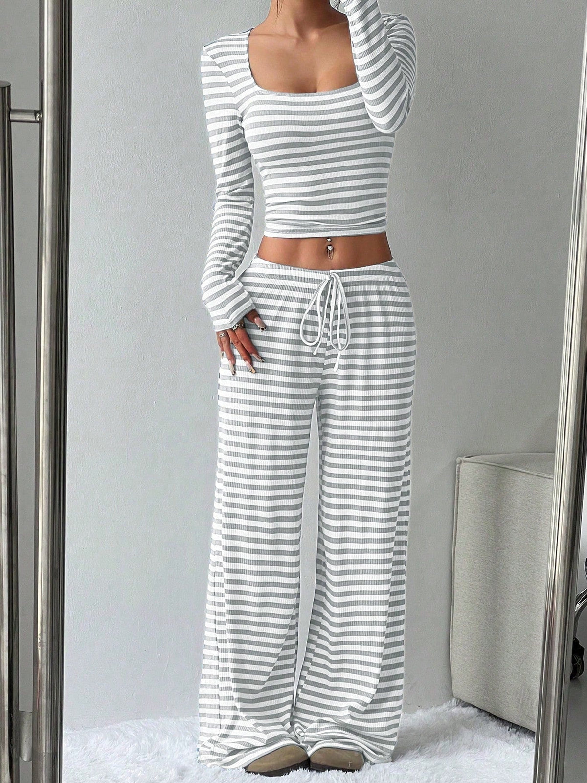 Women's Comfortable Lounge Set with Casual Cut and Wide-Leg Pants